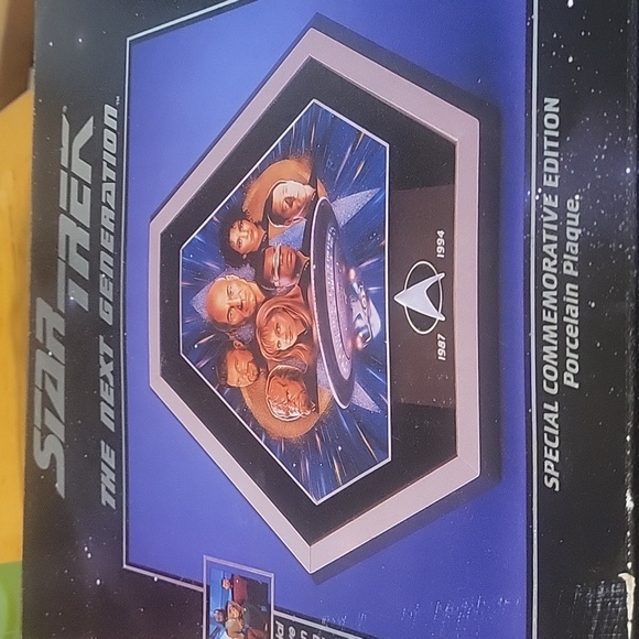 Star Trek Commemorative Collection framed plate Authentic 25th Anniversary - Picture 2 of 5